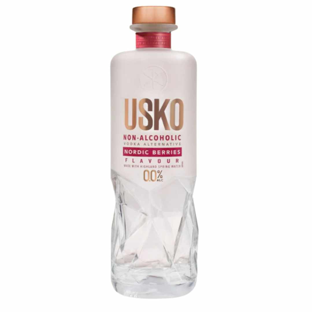 USKO non-alcoholic vodka alternative bottle with Nordic Berries flavor on a white background
